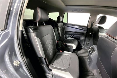 2024 Volkswagen Atlas 2.0T Peak Edition SEL