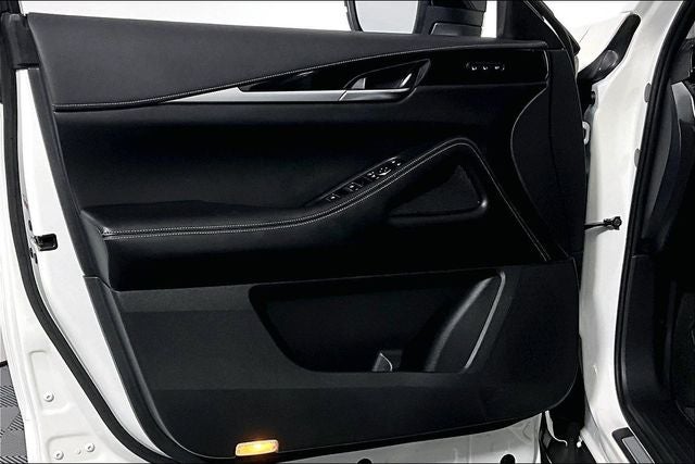 2023 INFINITI QX60 PURE