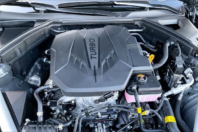 2027 Genesis G70 2.5T Prestige