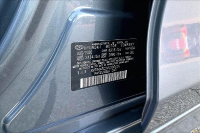 2027 Genesis G70 2.5T Prestige