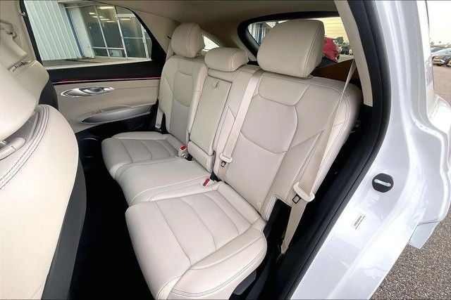 2027 Genesis GV70 2.5T Select