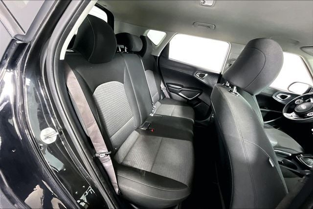 2020 Kia Soul S - Photo 28