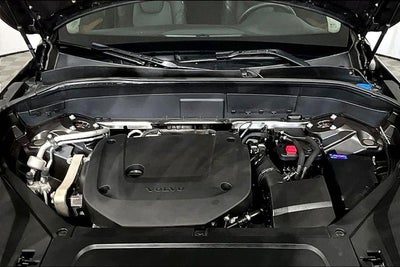 2024 Volvo XC90 B6 Plus Bright Theme