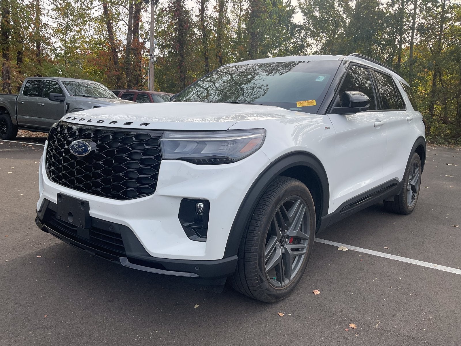 2025 Ford Explorer ST-Line