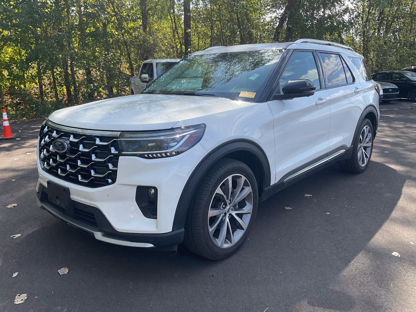 2025 Ford Explorer Platinum