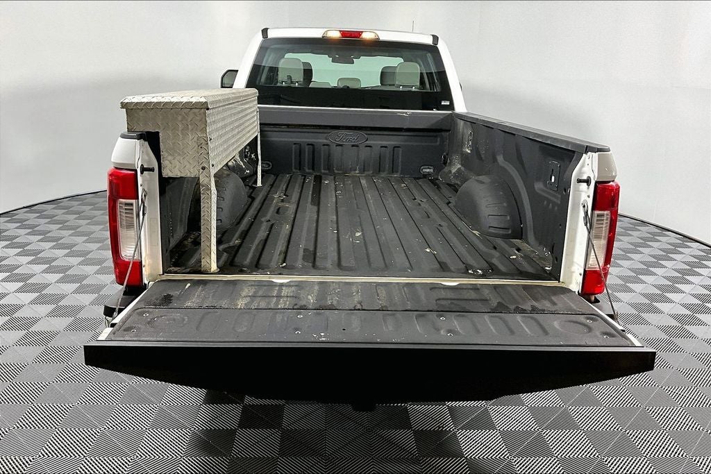 2017 Ford F-350SD XL