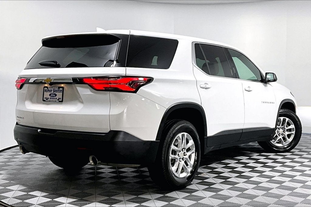 2023 Chevrolet Traverse LS