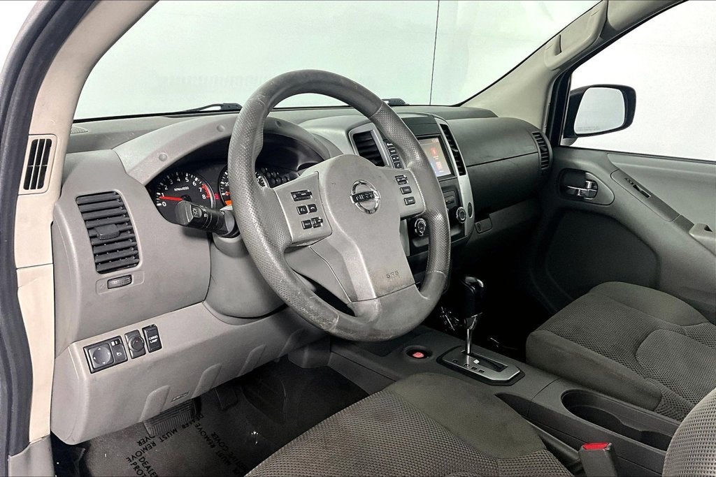 2021 Nissan Frontier SV