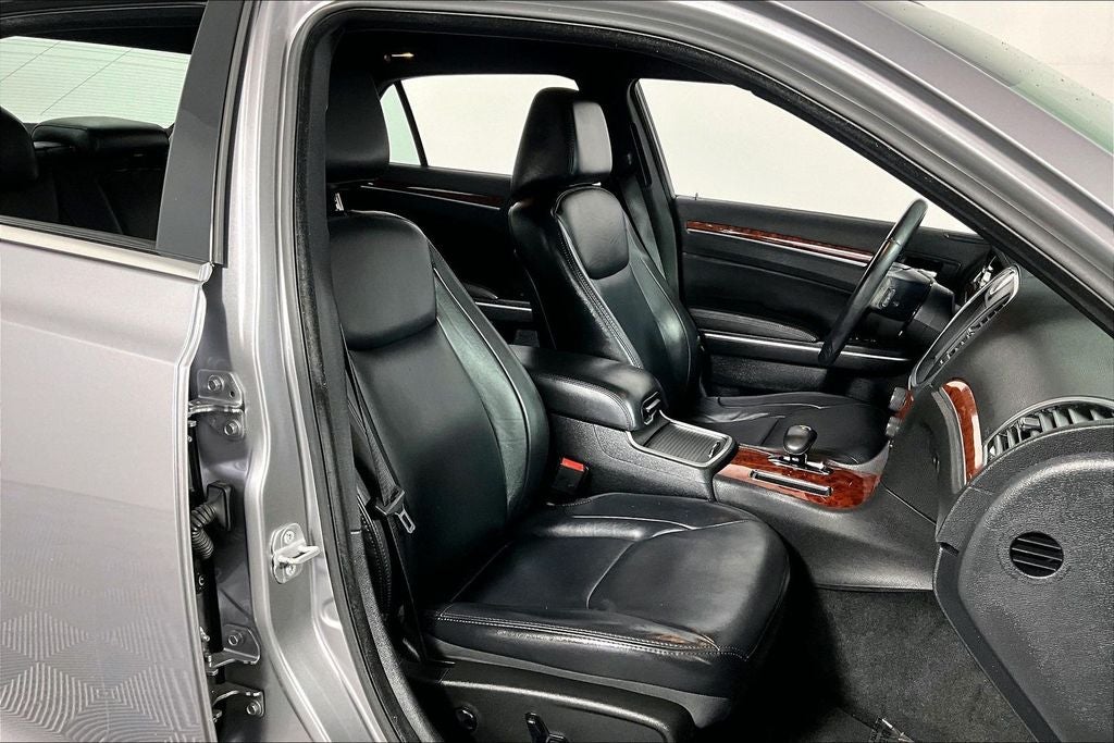 2014 Chrysler 300 Base