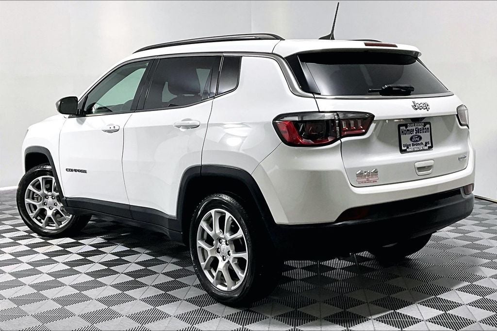 2023 Jeep Compass Latitude Lux