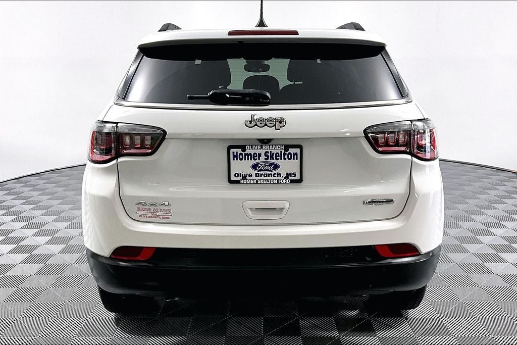 2023 Jeep Compass Latitude Lux