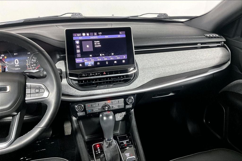 2023 Jeep Compass Latitude Lux