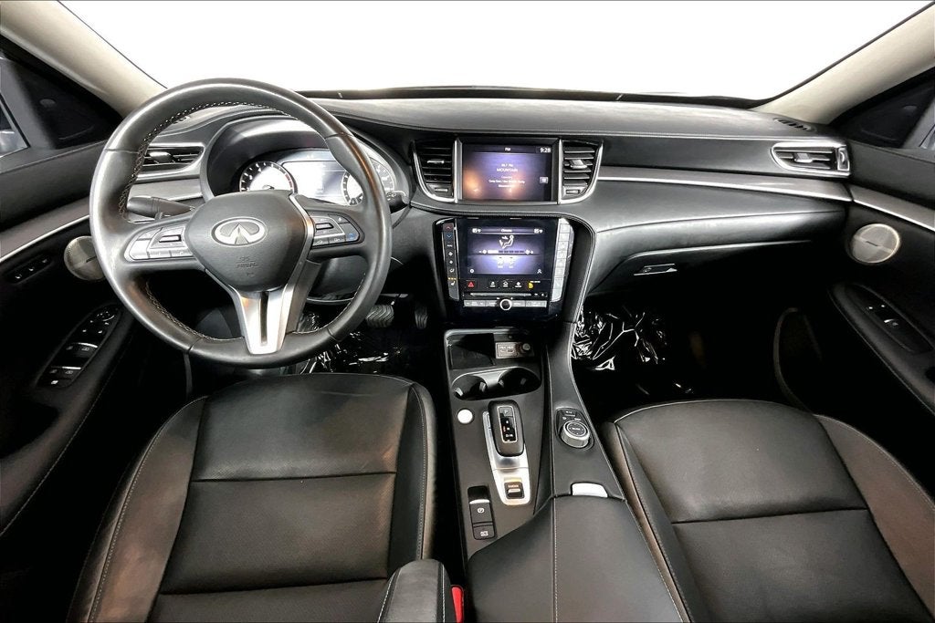 2023 INFINITI QX50 LUXE
