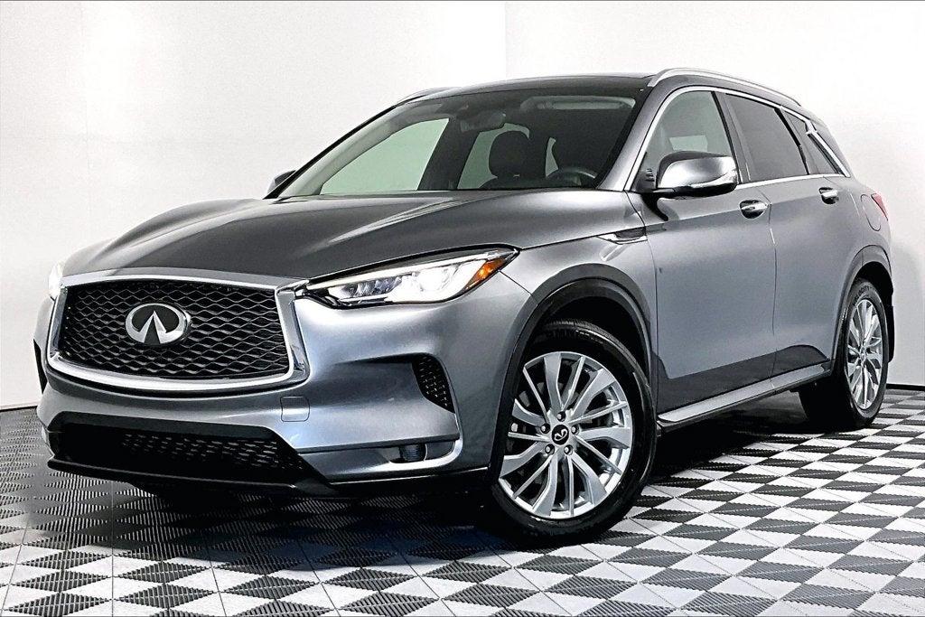 2023 INFINITI QX50 LUXE