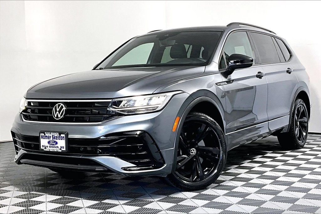 2023 Volkswagen Tiguan 2.0T SE R-Line Black