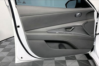 2022 Hyundai Elantra SEL