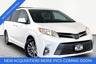 2019 Toyota Sienna XLE 7 Passenger