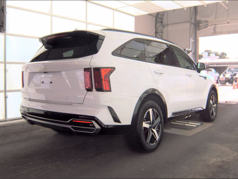 2023 Kia Sorento S