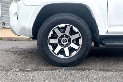 2023 Toyota 4Runner TRD Off-Road