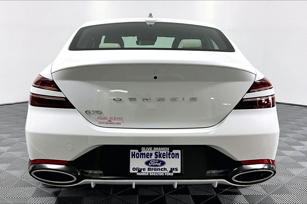 2025 Genesis G70 2.5T
