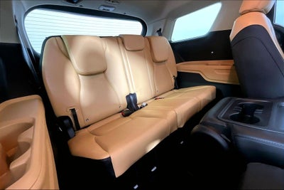 2023 Kia Carnival LX Seat Package