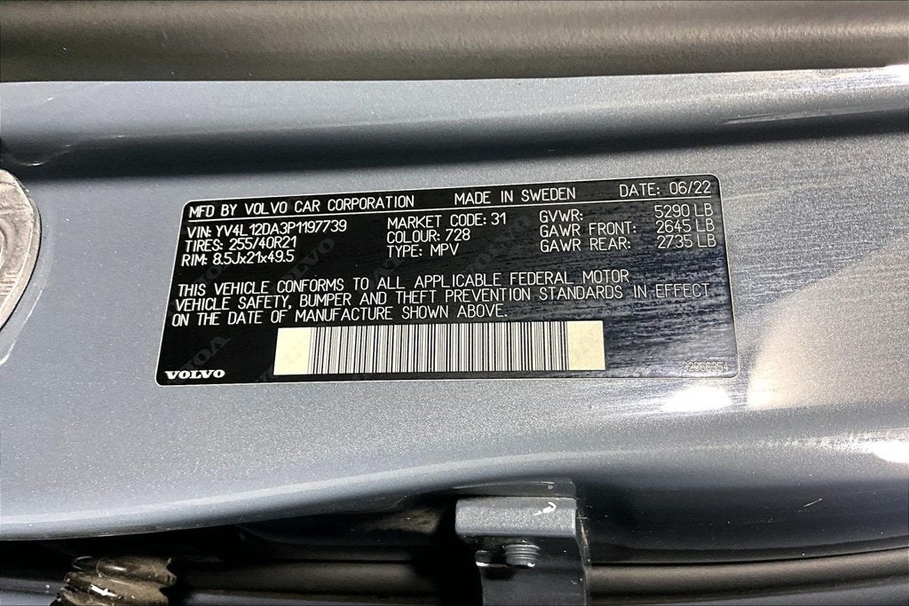 2023 Volvo XC60 B5 Ultimate Bright Theme