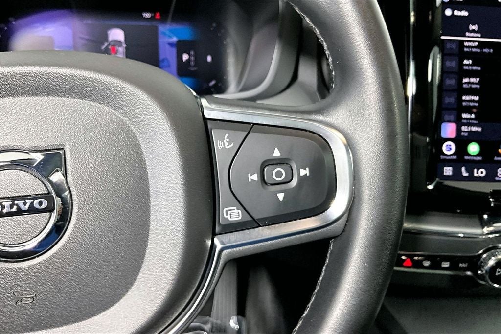 2024 Volvo XC60 B5 Core