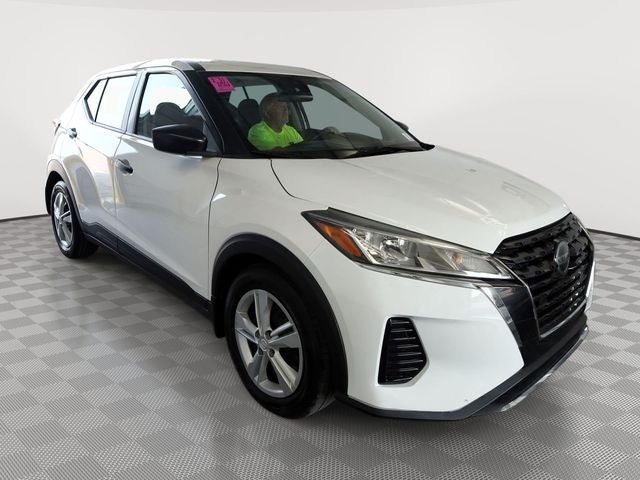 2021 Nissan Kicks S