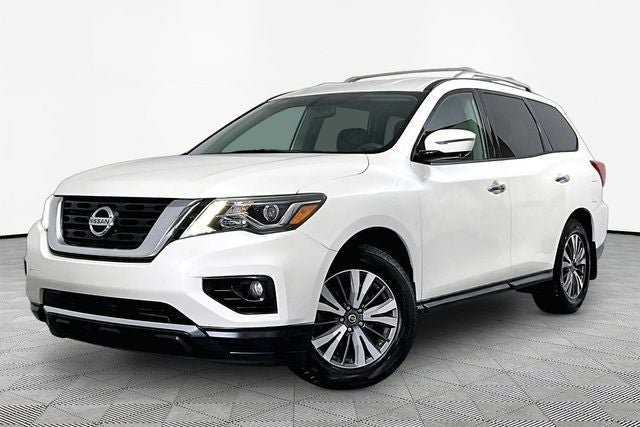 2017 Nissan Pathfinder SL