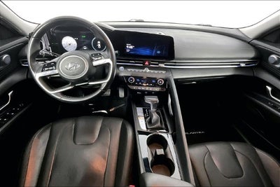 2022 Hyundai Elantra Limited