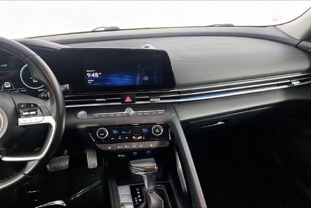 2022 Hyundai Elantra Limited