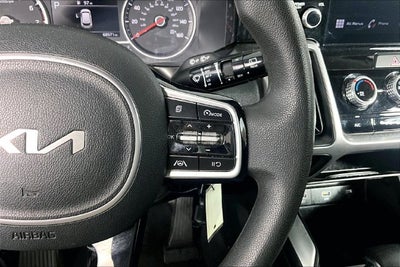 2022 Kia Sorento LX