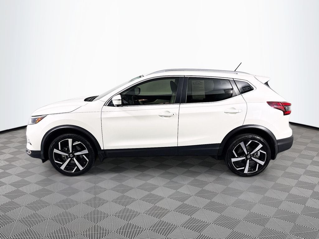 2021 Nissan Rogue Sport SL