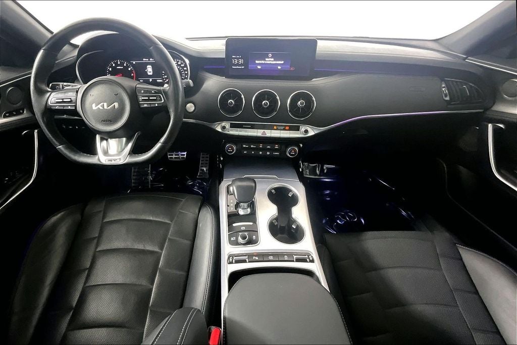 2023 Kia Stinger GT2 - Photo 15