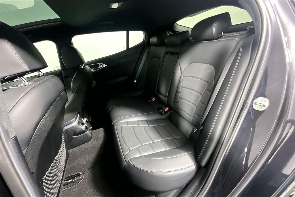 2023 Kia Stinger GT2 - Photo 26
