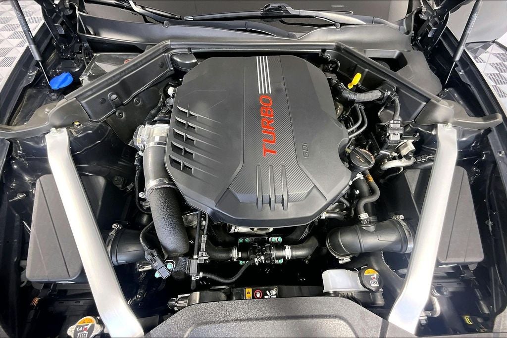 2023 Kia Stinger GT2 - Photo 9