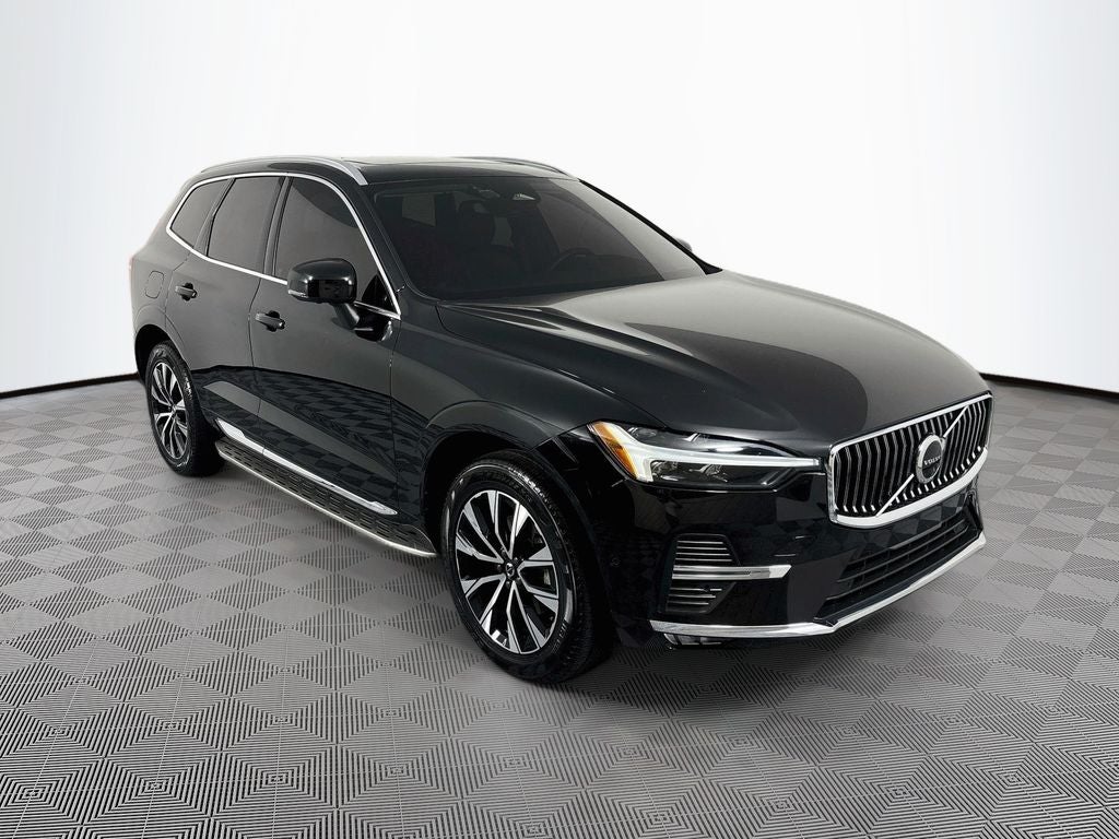 2023 Volvo XC60 B5 Plus Bright Theme