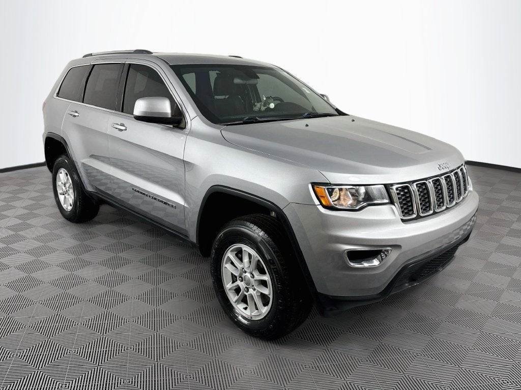 2020 Jeep Grand Cherokee Laredo