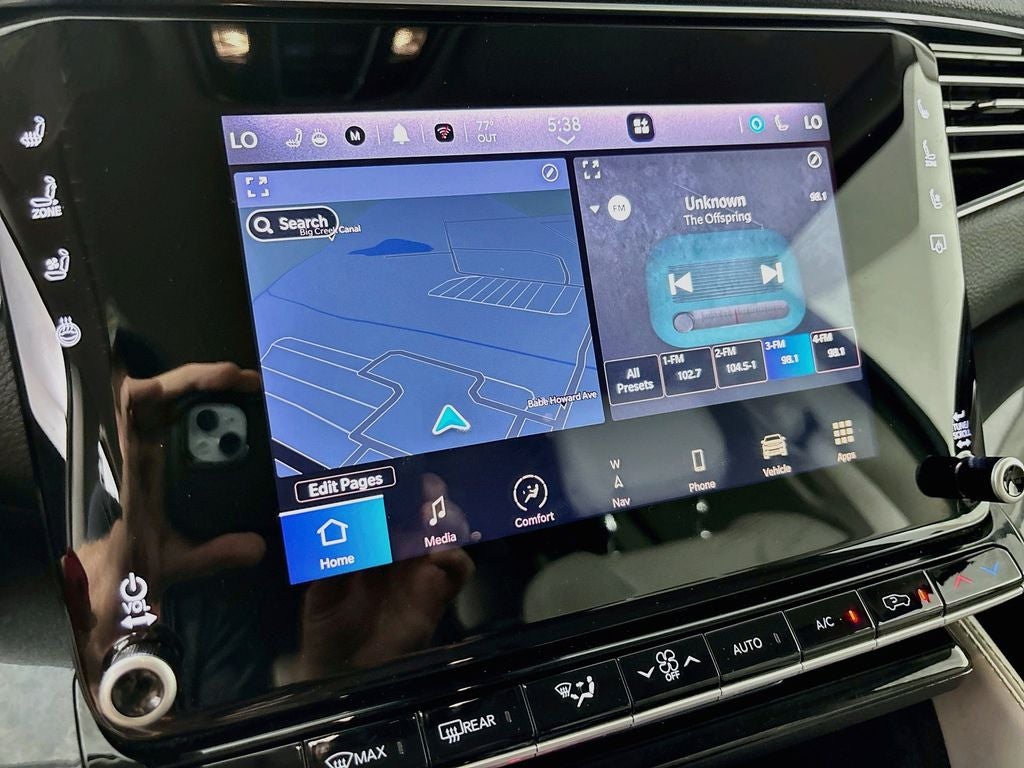 2024 Jeep Wagoneer Base