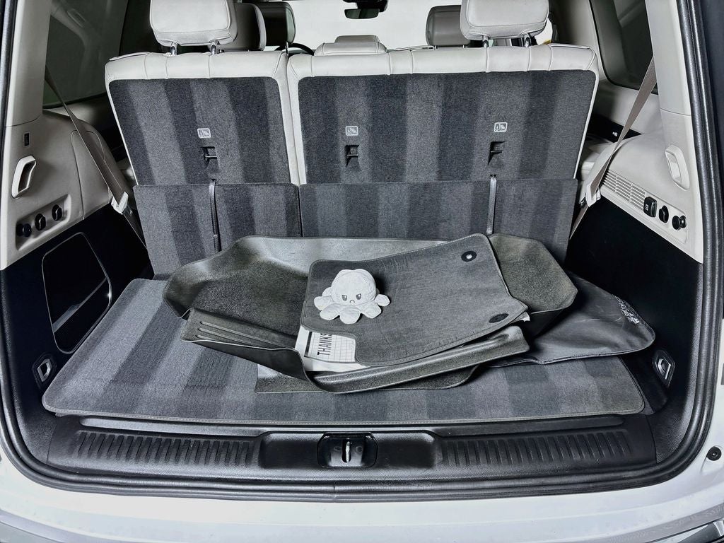 2024 Jeep Wagoneer Base