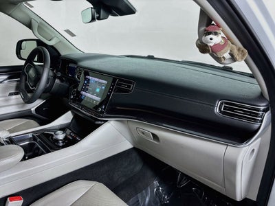 2024 Jeep Wagoneer Base