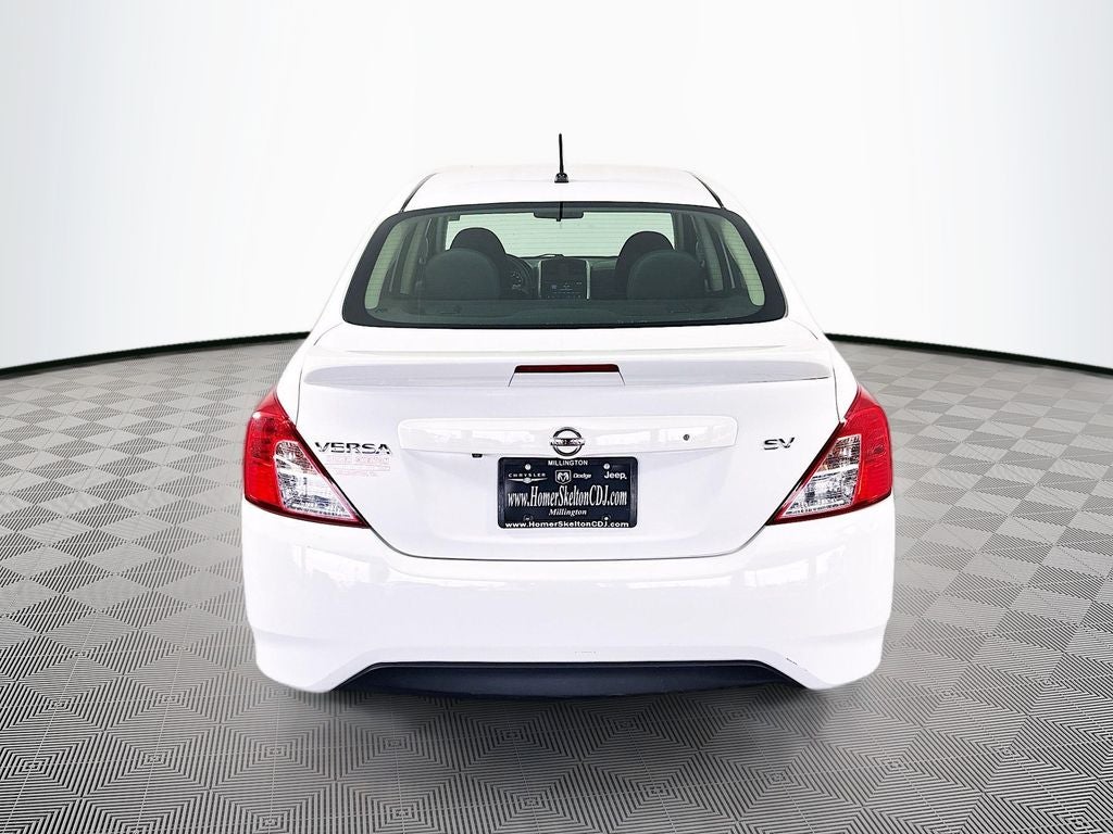2019 Nissan Versa 1.6 SV