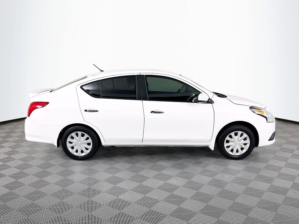 2019 Nissan Versa 1.6 SV