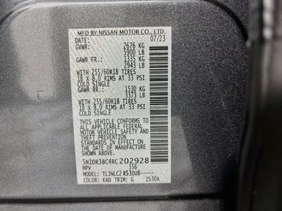 2024 Nissan Pathfinder SV
