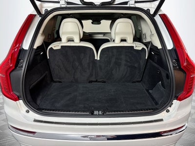 2024 Volvo XC90 B6 Plus Bright Theme