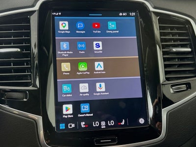 2024 Volvo XC90 B6 Plus Bright Theme